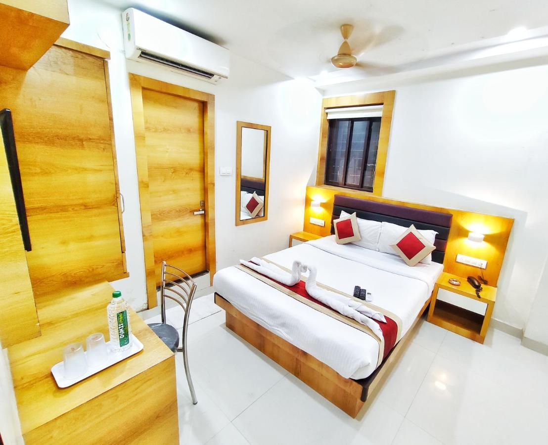 Gateway Suites Bombaim Exterior foto